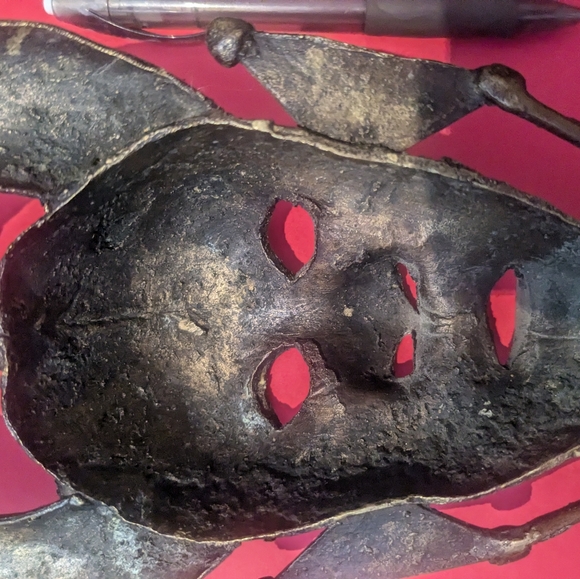 Vintage Brass Mask - Picture 4 of 5
